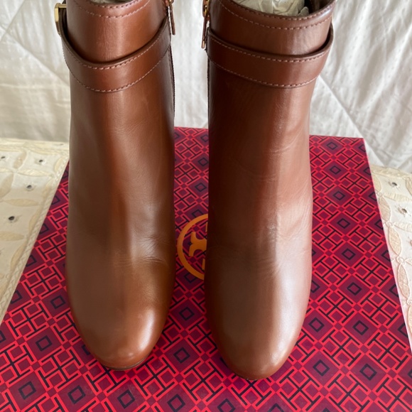 Almond Tory Burch booties - Picture 5 of 5